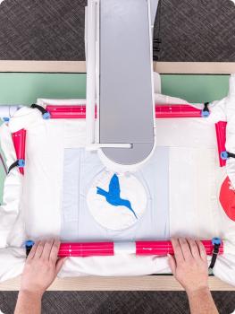 Preview: Humming Bird